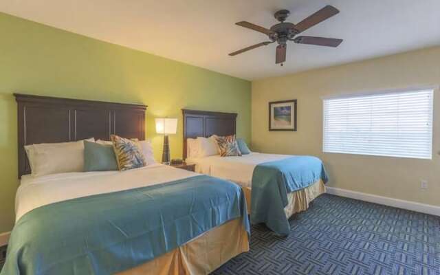 Harbour Club Condos