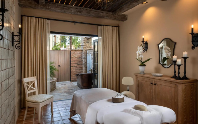 Westlake Village Inn