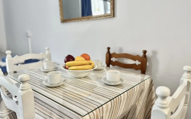 79 AN - Stay Nissi Chrysland Studio 111