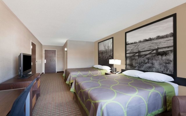 Super 8 by Wyndham Buffalo