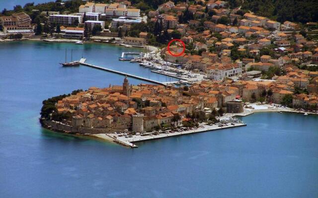 S2 - Modern Studio, Just 50m From the Beach