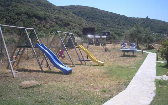 Socrates Organic Village - Wild Olive