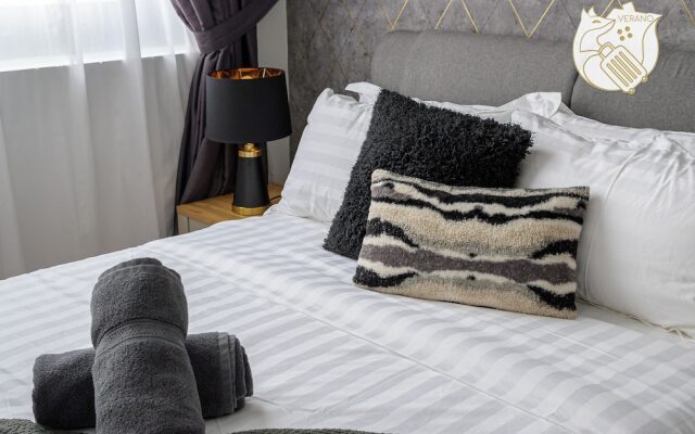 Minimalist 4P Comfort Stay at TheHubSS2