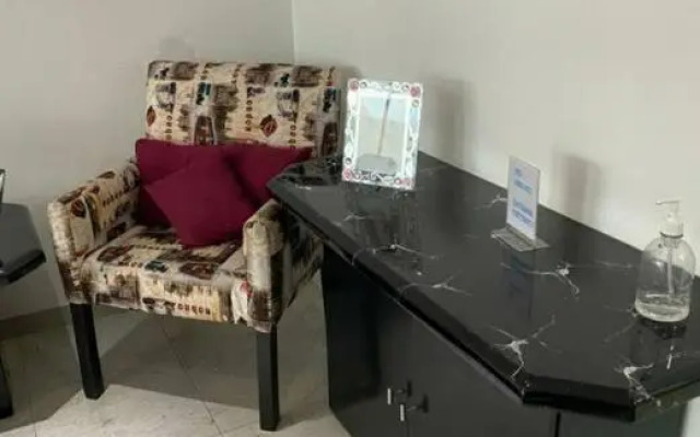 Depa Frente al aeropuerto 8huespedes 103