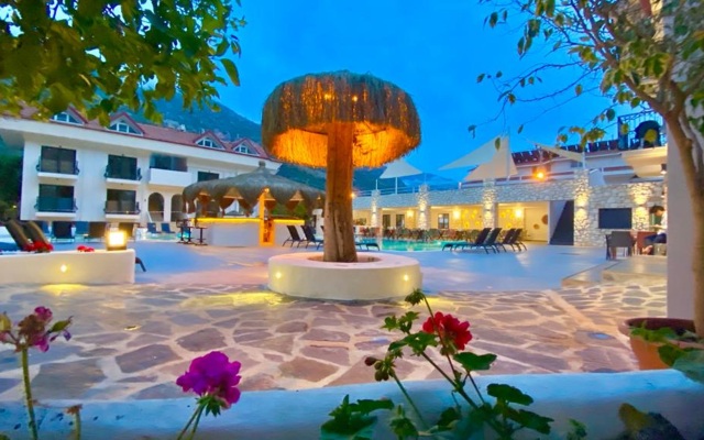 Akdeniz Beach Hotel