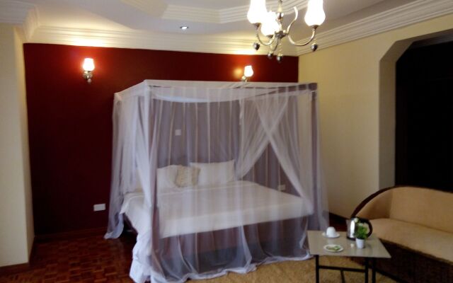 Karen Crescent Hotel