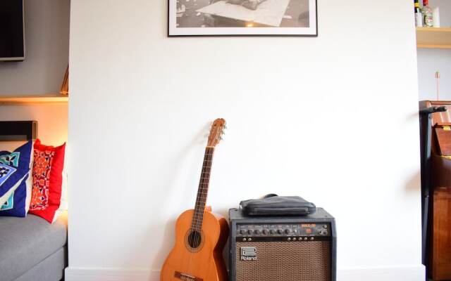 1 Bedroom Apartment Near O&#39;connell Street