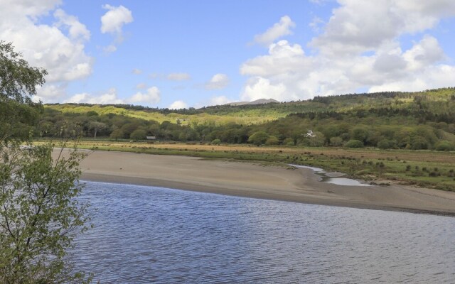 Morfa Lodge