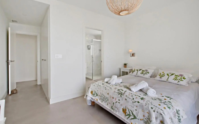 Panorama Beach - Sky View