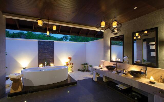 Atmosphere Kanifushi - All Inclusive with Free Transfers