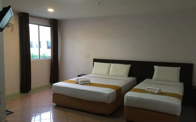 Raja Inn Hotel
