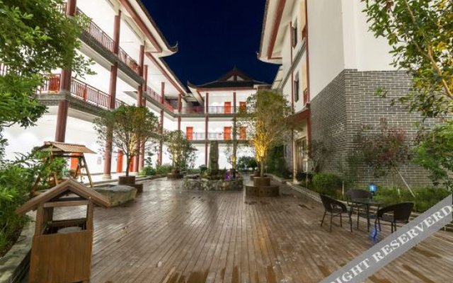 Redstone Hotel (Baise Tianyang Ancient City)