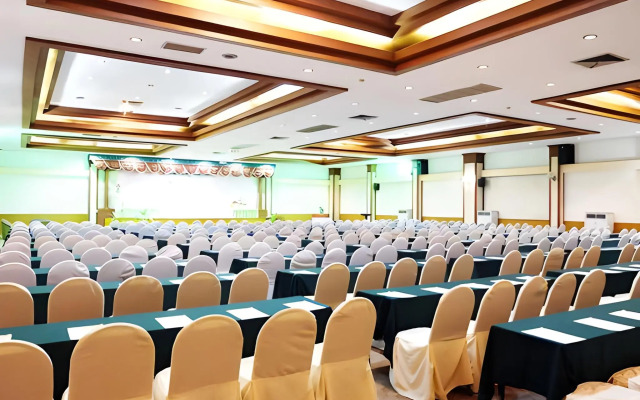 Ayutthaya Grand Hotel