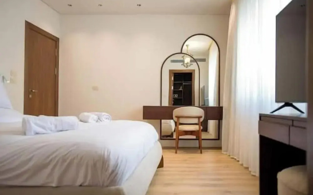 89B-106 at Lake View Residence