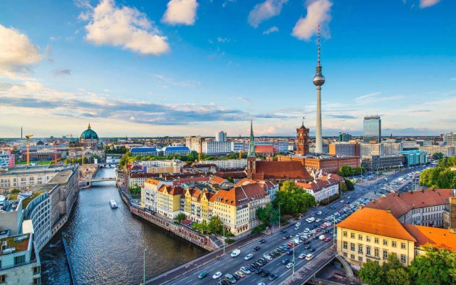 Best City Home Near Checkpoint Charlie