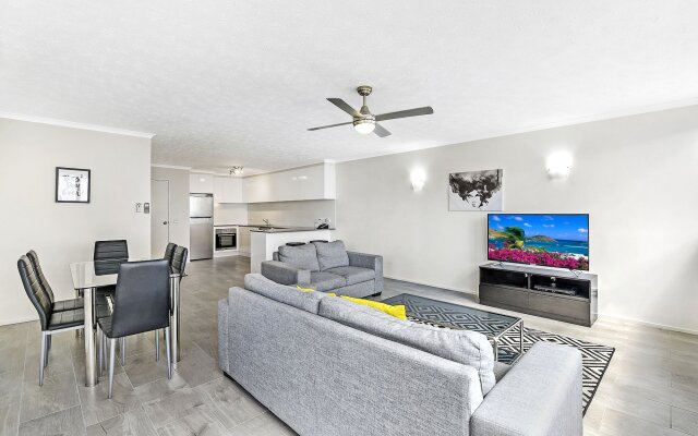 Broadbeach Travel Inn Apartments