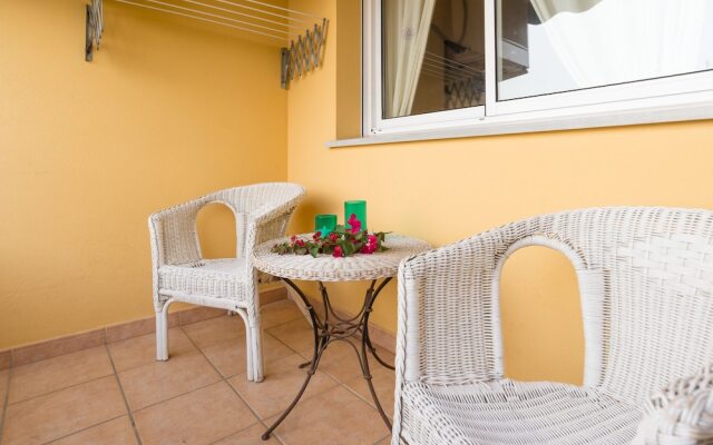 MalagaSuite Torremolinos Beach Apartment