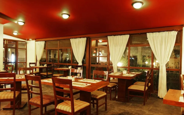 Shambaling Hotel