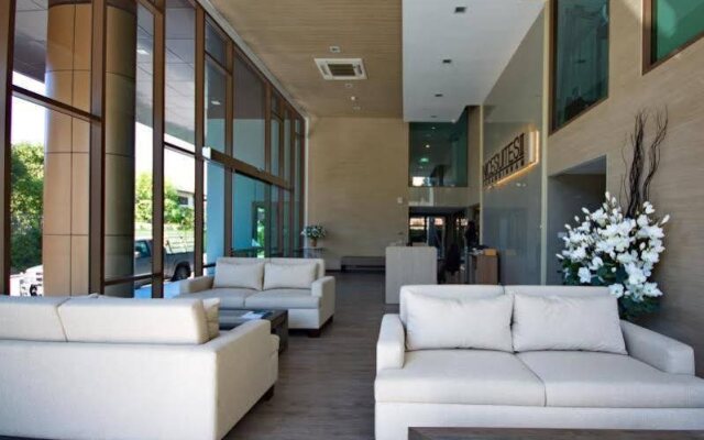 Nice Suites Sanambinnam