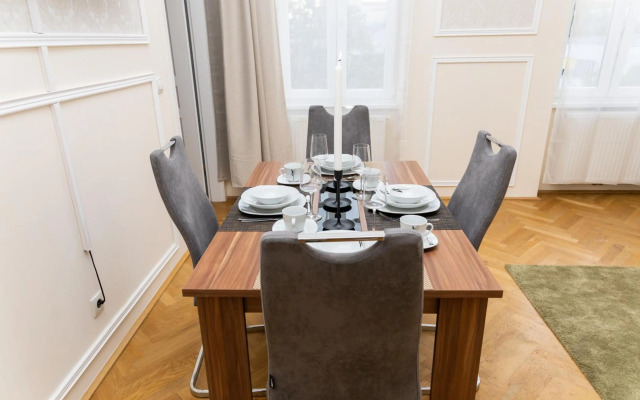 SISSI new luxurious apartment near Schönbrunn and Westbahnhof