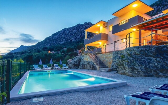 Amazing Home in Omis With Wifi and 3 Bedrooms