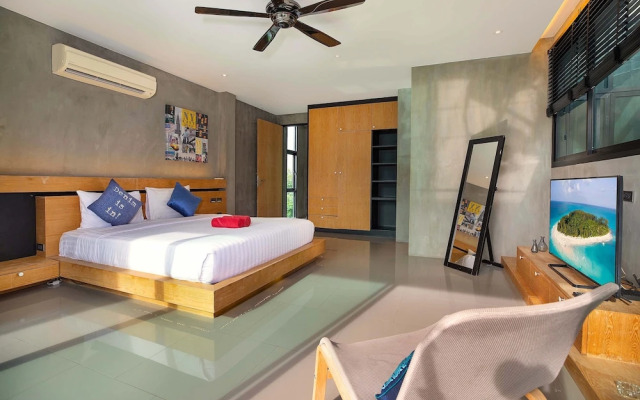 Avant-Garde 4BR Pool Villa Otero Kamala