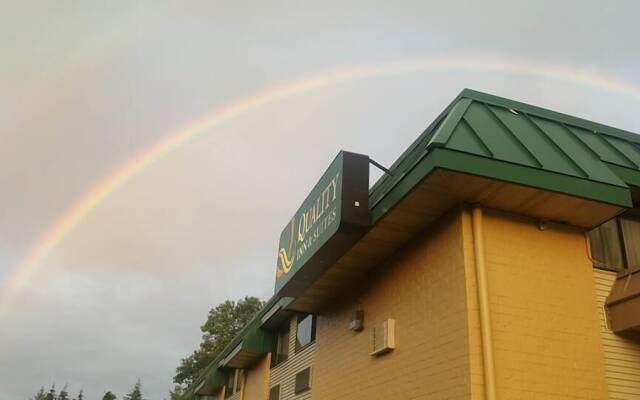Quality Inn & Suites