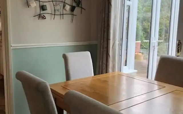Cosy House In Lovely Market Town