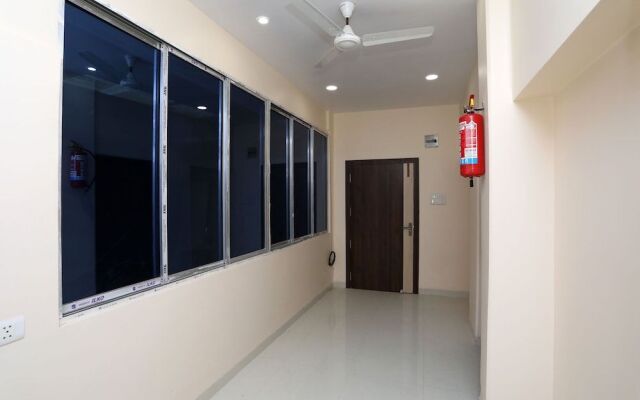 Oyo 23632 Mayfair Residency