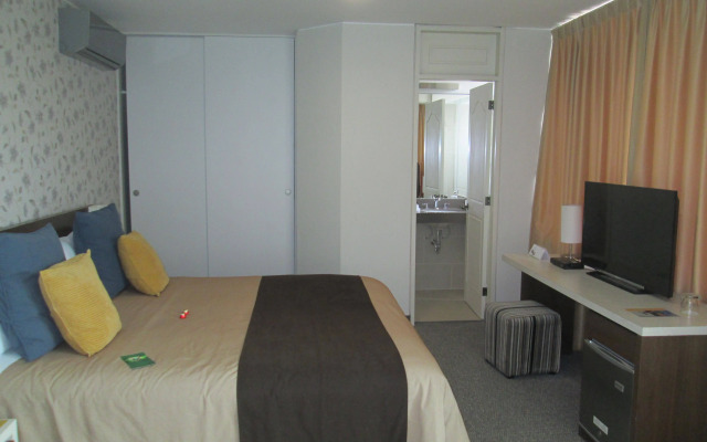 Palmetto Hotel Business La Perla