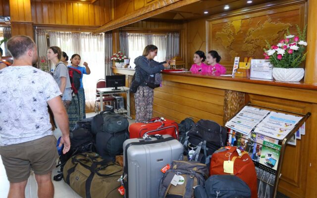 Hotel Dingar