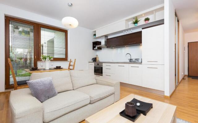Apartment Platynowa Gdansk by Renters