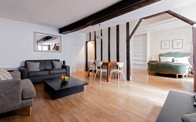 Central Paris - Chatelet Apartment