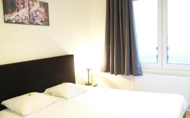 Catherina At Friday - Bnb Antwerp Historic City Centre - Free Parking Garage