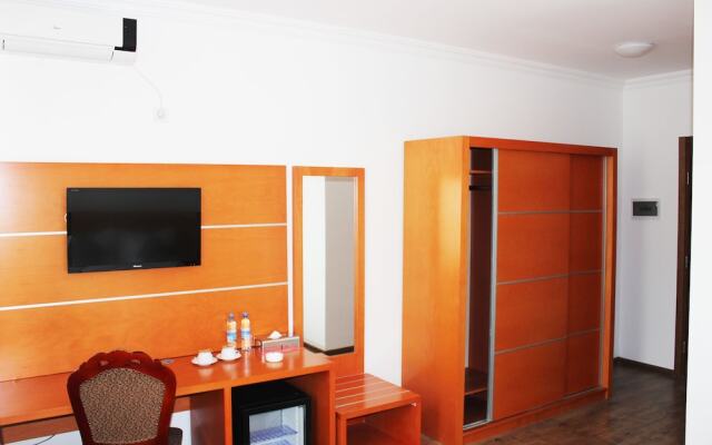 DU House Hualing Tbilisi