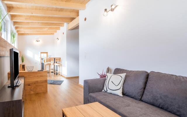 Apartment in Bramberg am Wildkogel near Badesee Hollersbach