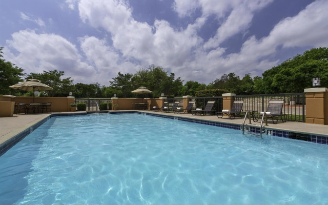 Hyatt Place Indianapolis Airport