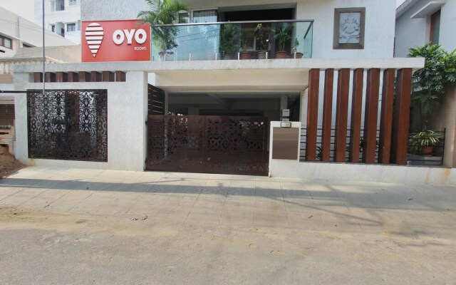 OYO 2132 Apartment Aditya Residency