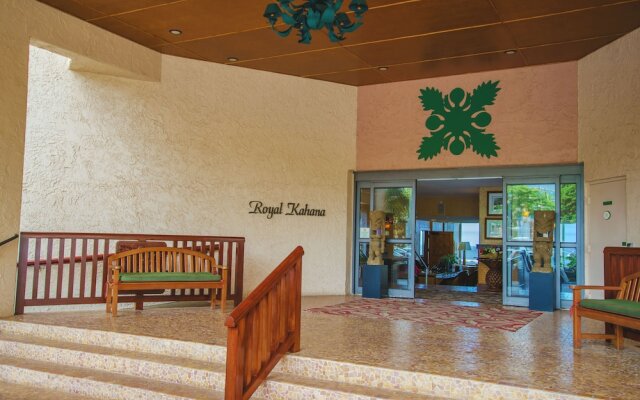 Royal Kahana 315 by RedAwning
