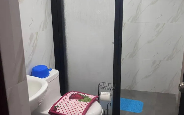 BN 5BR House With Mountain View