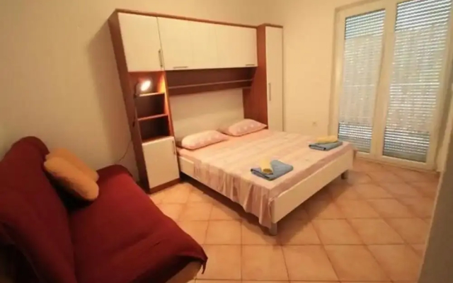 Mili - 250 m From sea - A1 Marjetka