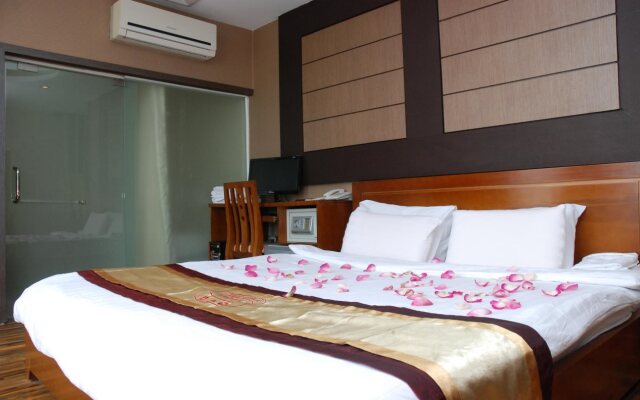 Dream Gold Hotel II
