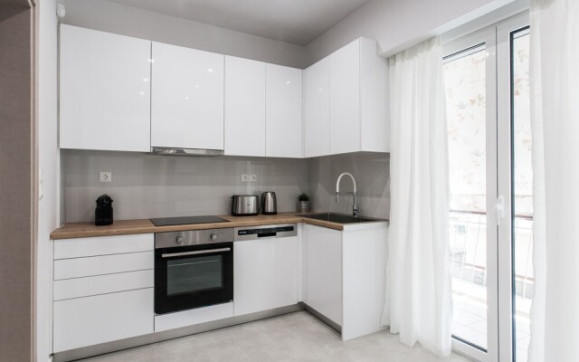 Remarkable 2BR Apartment in Paleo Faliro