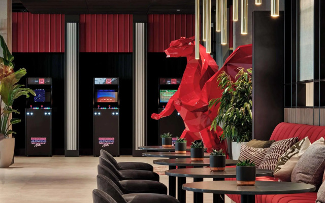 Radisson RED Hotel & Radisson RED Apartments, Kraków