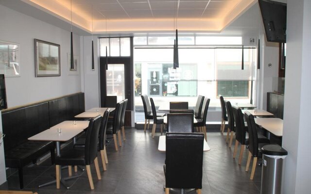 100 Iceland Hotel