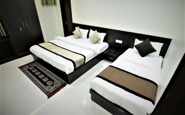 Hotel Ravi Residency