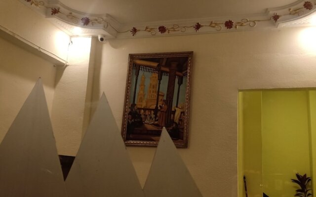 Magic Golden pyramids Inn