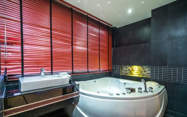 Absolute Bangla Suites by Lofty