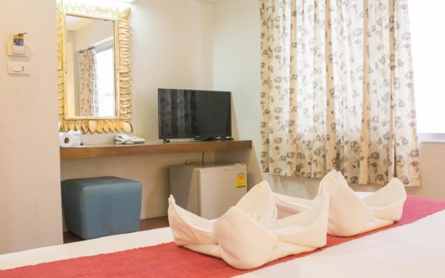 Villa Cha Cha Banglumphu