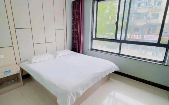 Linqu Inn(邻趣客栈（杭州火车西站杭师大店）)